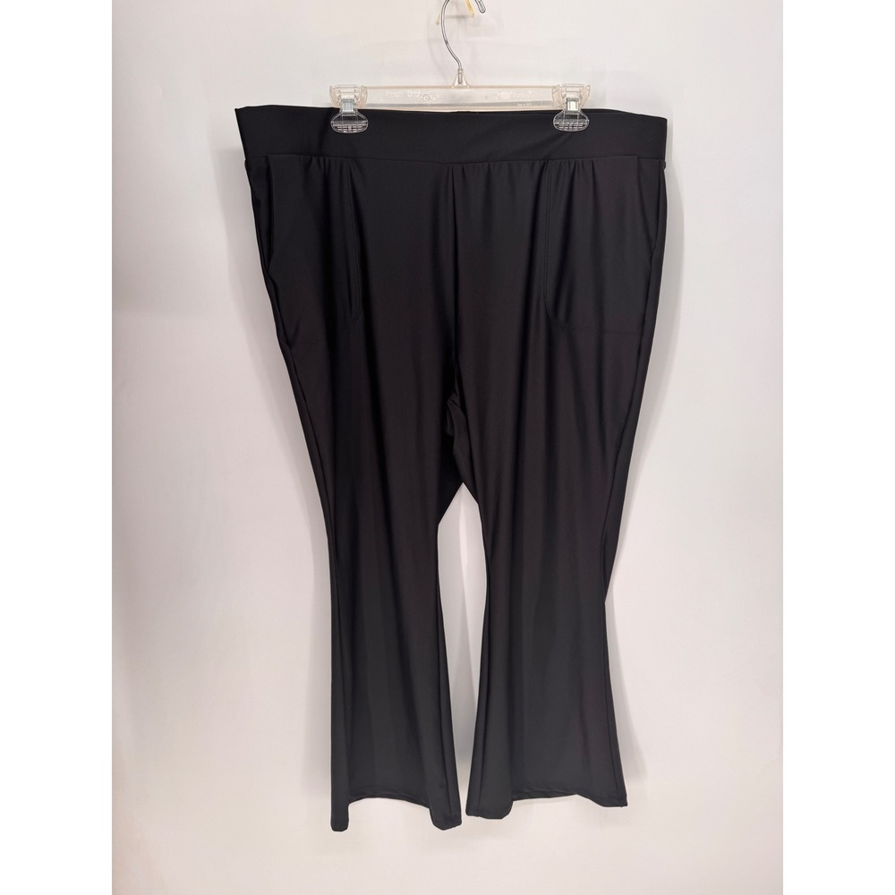 Torrid Pants Women 3 Black EUC Flare Leg Pockets High Rise Stretch Active
